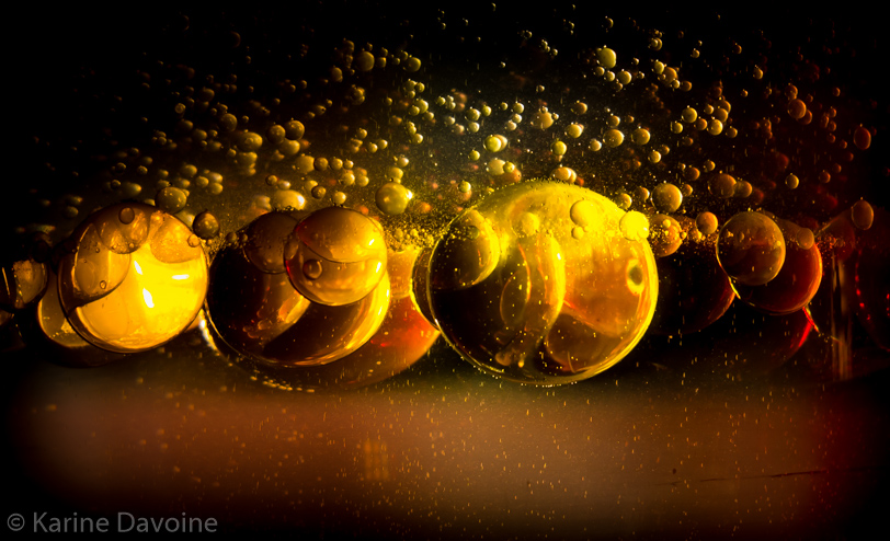 Bulles-jaune-rouge-photo-alcool-huile-densité-planetes De la chimie Photographie 